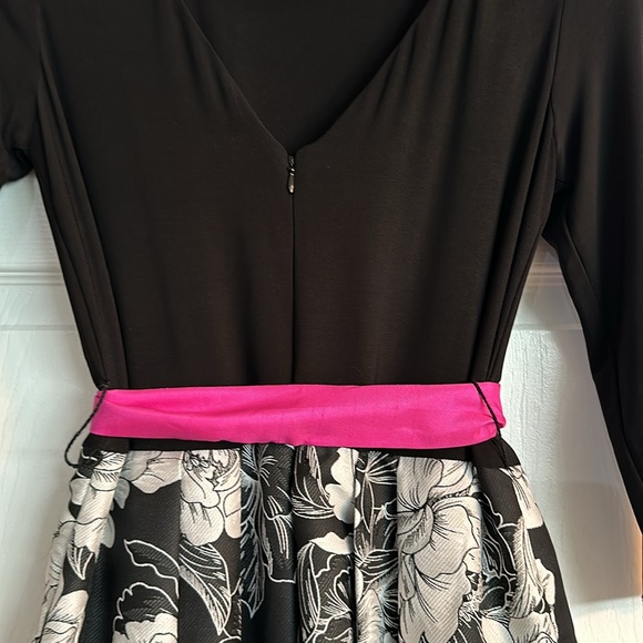 Eliza J Women's Evening Gown size 8 - Picture 5 of 6